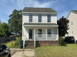 122 Lane St, Suffolk, VA 23438