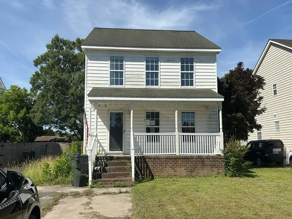 122 Lane St, Suffolk, VA 23438
