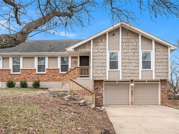 2401 E 109th St, Kansas City, MO 64131