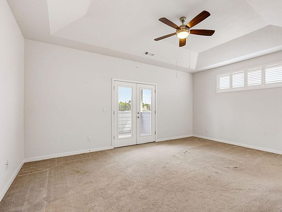 4th image of 417 Echo Way