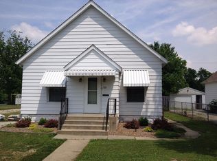 705 1st St, Gillespie, IL 62033