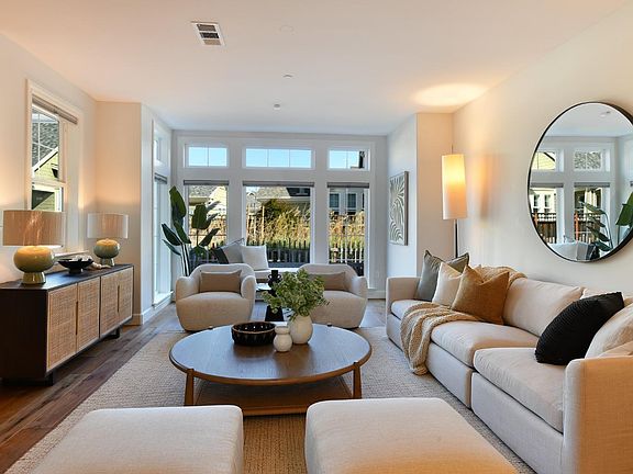 3rd image of 9 Bayharbor Way