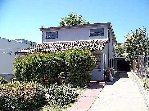 2817 73rd Ave photo 1