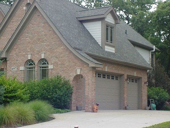 3 Car Garage