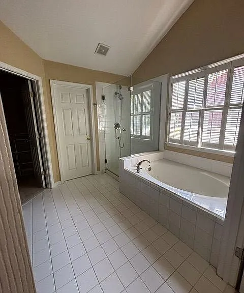8002 Allerton Ln — Photo 21