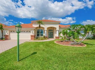 3805 72nd Ter E, Sarasota, FL 34243