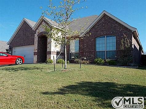 3rd image of 658 Plum Dr