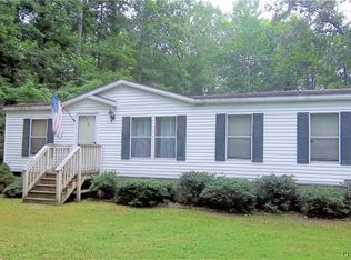 987 Montague Island Rd, Jamaica, VA 23079