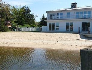 2nd image of 28 Long Point Rd