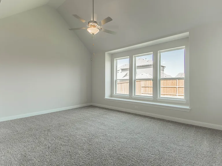 1010 Hunters Creek Dr — Photo 17
