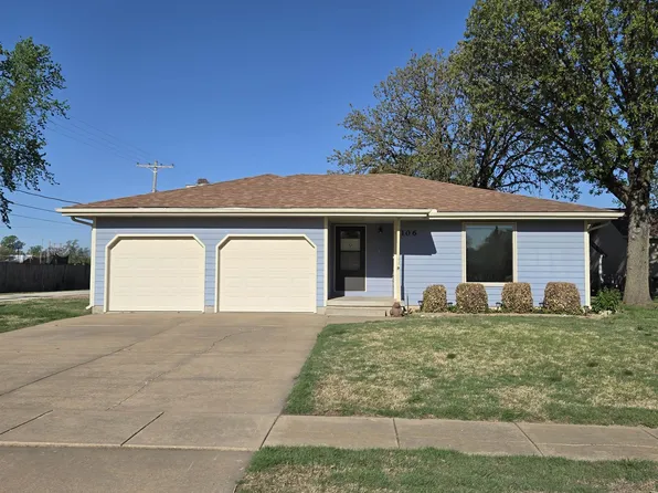 106 S Walnut St, Solomon, KS 67480