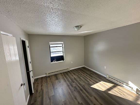 3rd image of 1436 W Mill St #119