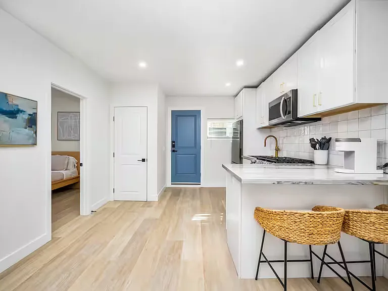 130 Anderson St #B — Photo 7