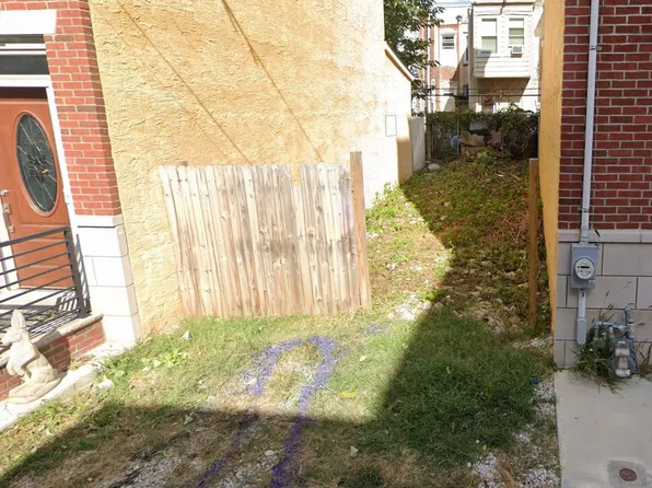 2643 Latona St, Philadelphia, PA 19146
