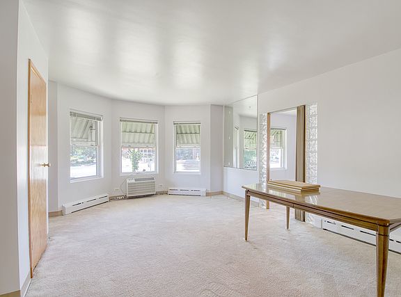 3rd image of 8815 N Greenwood Ave