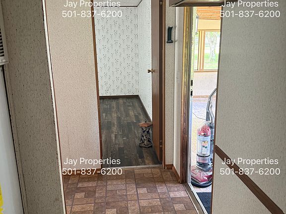 4th image of 152 Cole Dr