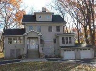 100 Pollard Rd, Mountain Lakes, NJ 07046