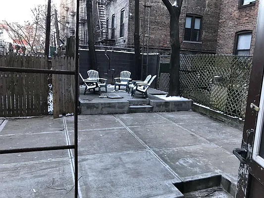 Rented by CIMINO CONO | media 21