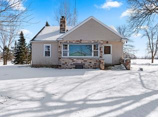 W1350 Cottonville Ct, Berlin, WI 54923