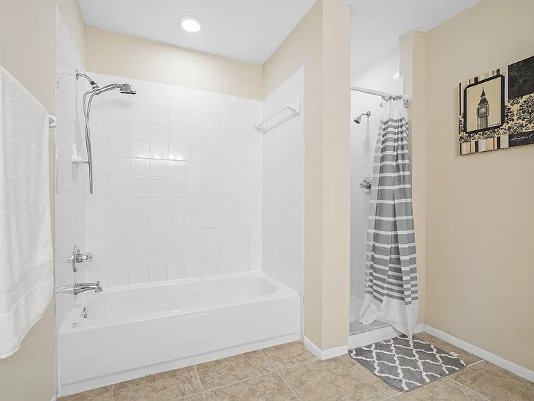 You can choose between a tub or walk in shower!