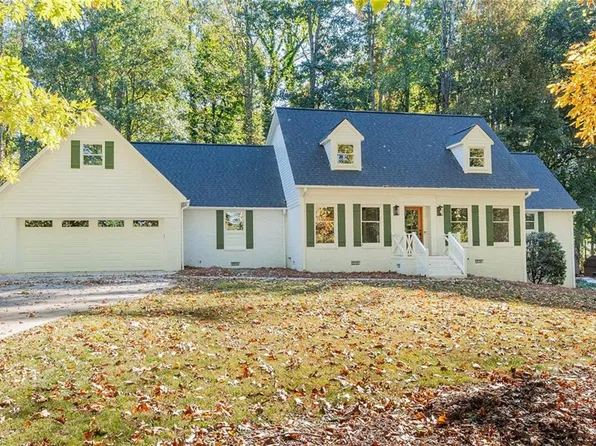 102 Tomahawk Trl, Lexington, NC 27295