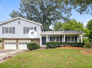 4269 Castle Gate Dr, Snellville, GA