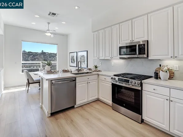 2934 Saklan Indian Dr, Walnut Creek, CA 94595