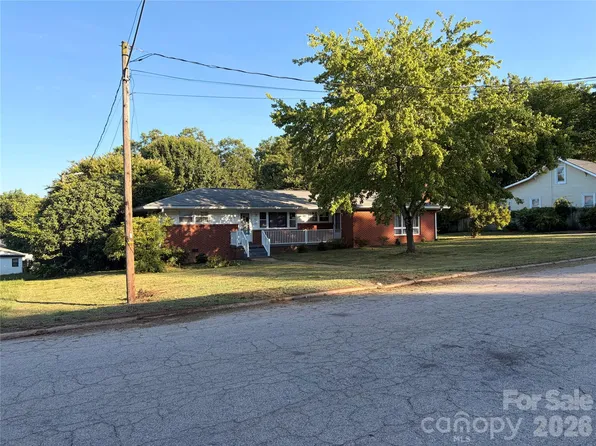 209 Lloyd St, Salisbury, NC 28144