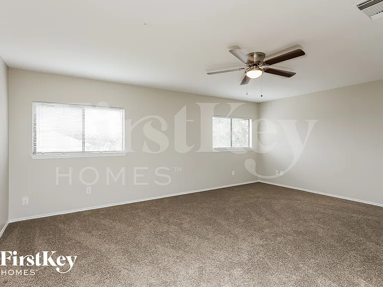 4623 Everstone Crk — Photo 14
