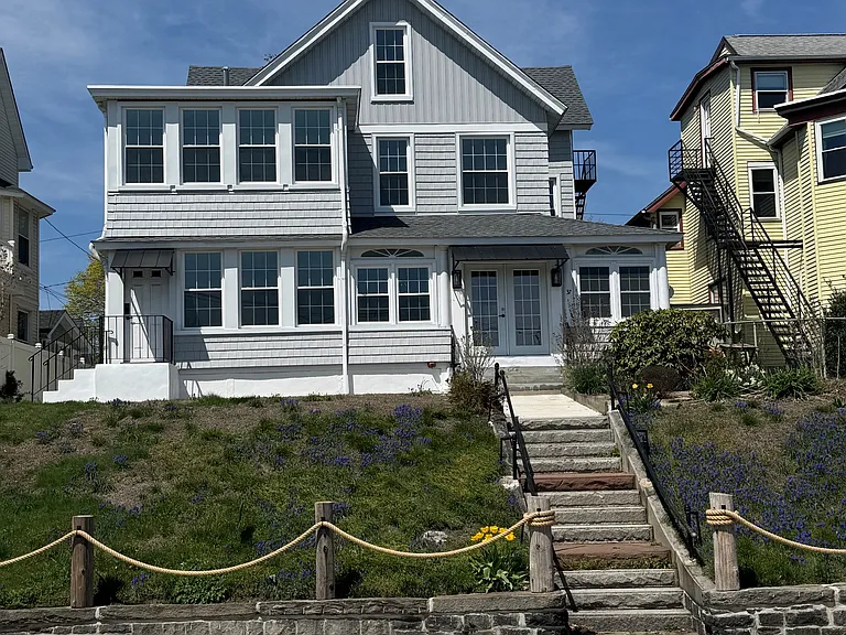 37 Seaview Ave #2 — Photo 1