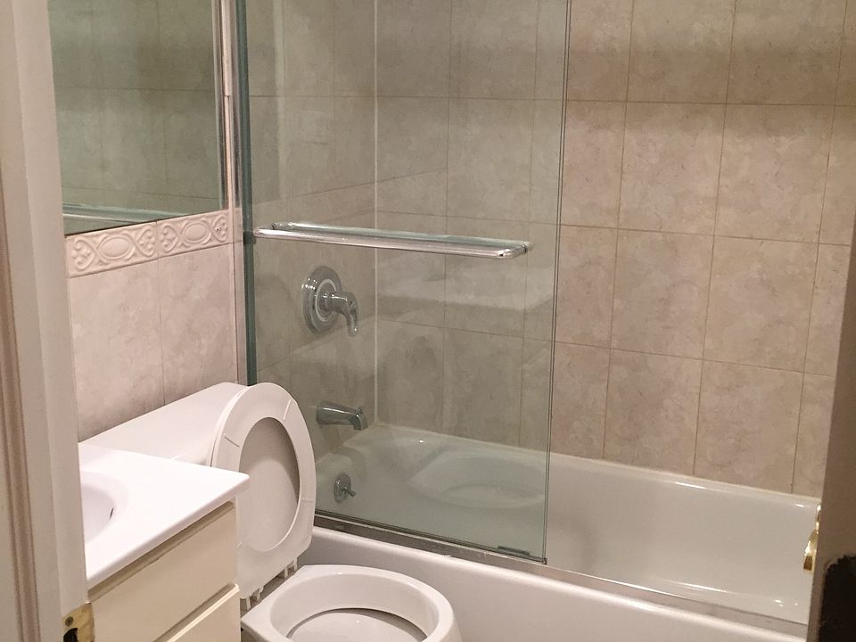 1st image of 7015 267th St #1ST