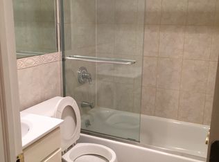 7015 267th St #1ST, Glen Oaks, NY 11004