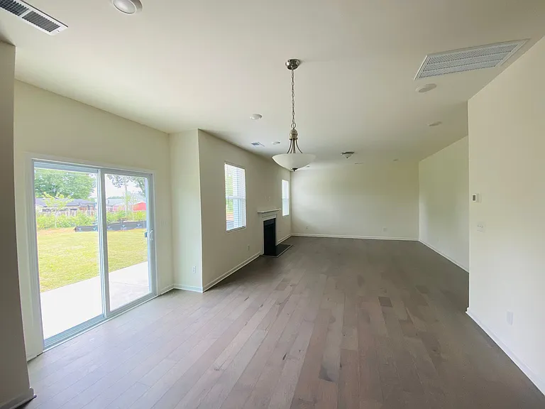 2897 Yeager Dr — Photo 9