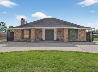 2162 Capri Dr, Baton Rouge, LA 70815