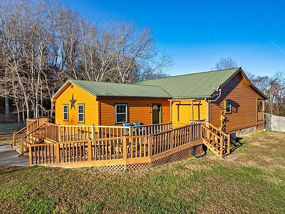 3rd image of 2617 Sharpes Ridge Way
