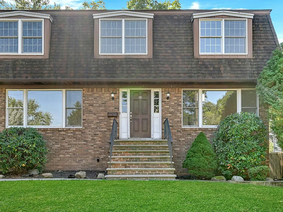 60 Gordon Ave #B
