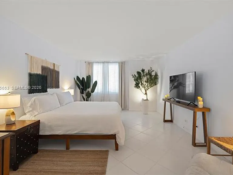 2301 Collins Ave #519 — Photo 12