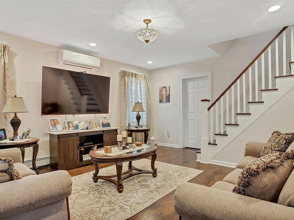 1st image of 36 Syracuse Street