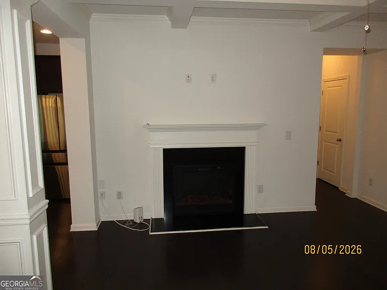 2726 Kemp Ct — Photo 8