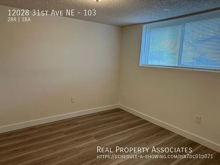 12028 31st Ave NE #103 — Photo 8