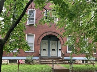 2153 Benton St #A, Granite City, IL 62040