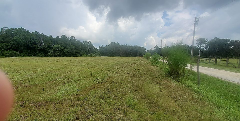 1st image of 40715 Whilden Ln
