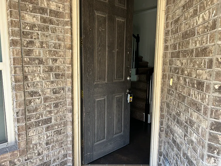 12045 Walden Wood Dr — Photo 25