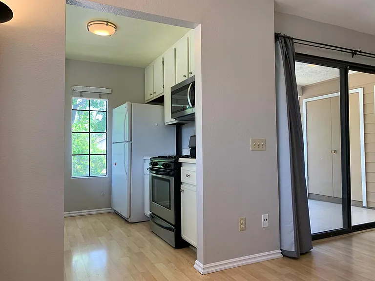 8513 Summerdale Rd — Photo 3