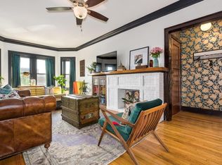 1302 W Waveland Ave #3, Chicago, IL 60613