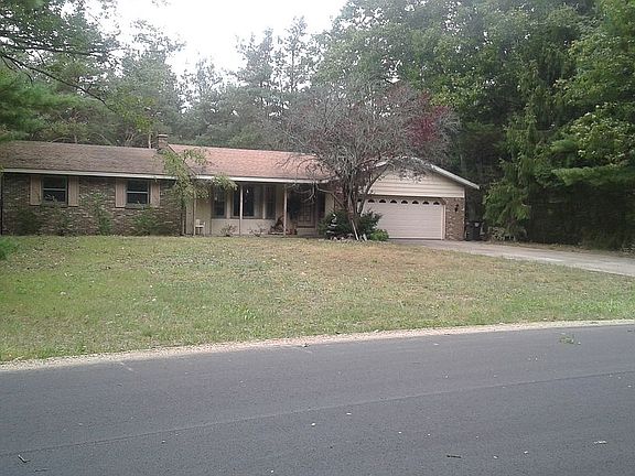 2nd image of 4321 Estate Dr