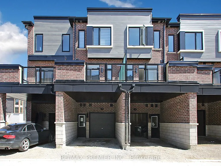 73 Akil Thomas Gdns — Photo 24