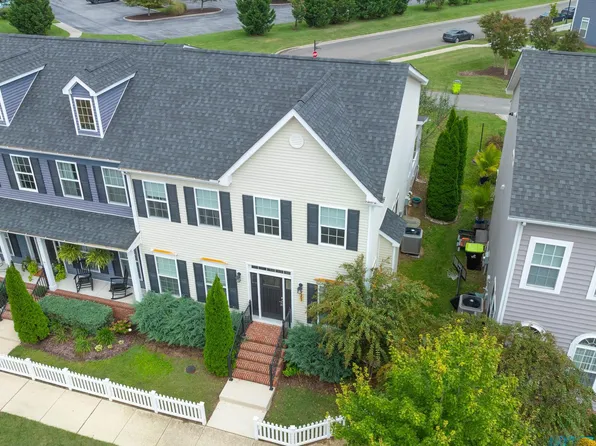 303 Village Center Blvd, Milton, DE 19968