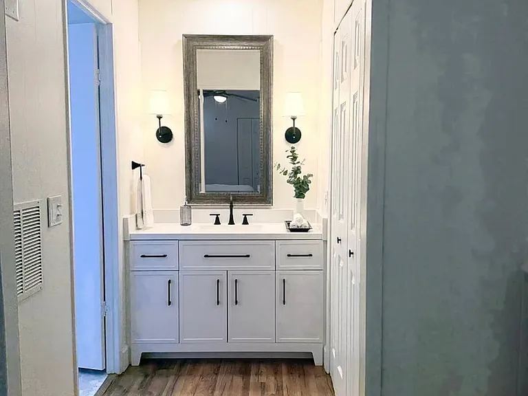 482 Outer Dr — Photo 22
