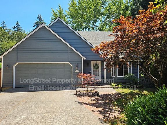 2nd image of 5806 SE Pine St